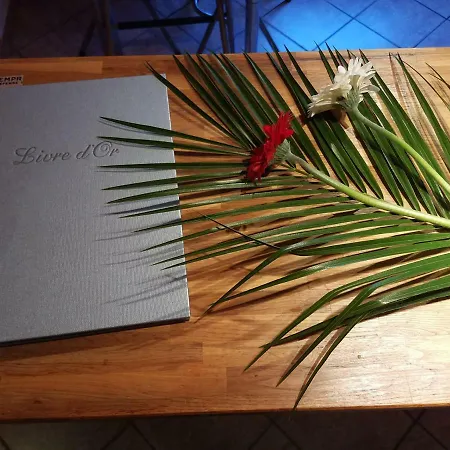 L'enchantraine - Confort Et Tarif Inclus - Spacieux Et Accueillant Sur Lejlighed